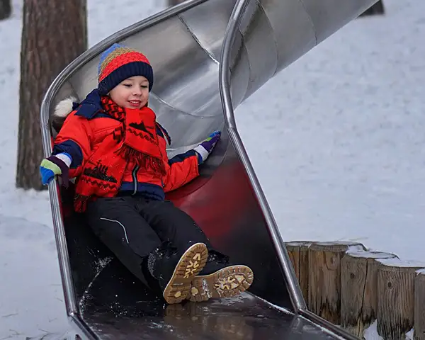How to Keep Kids Warm, Healthy, and Safe in Winter